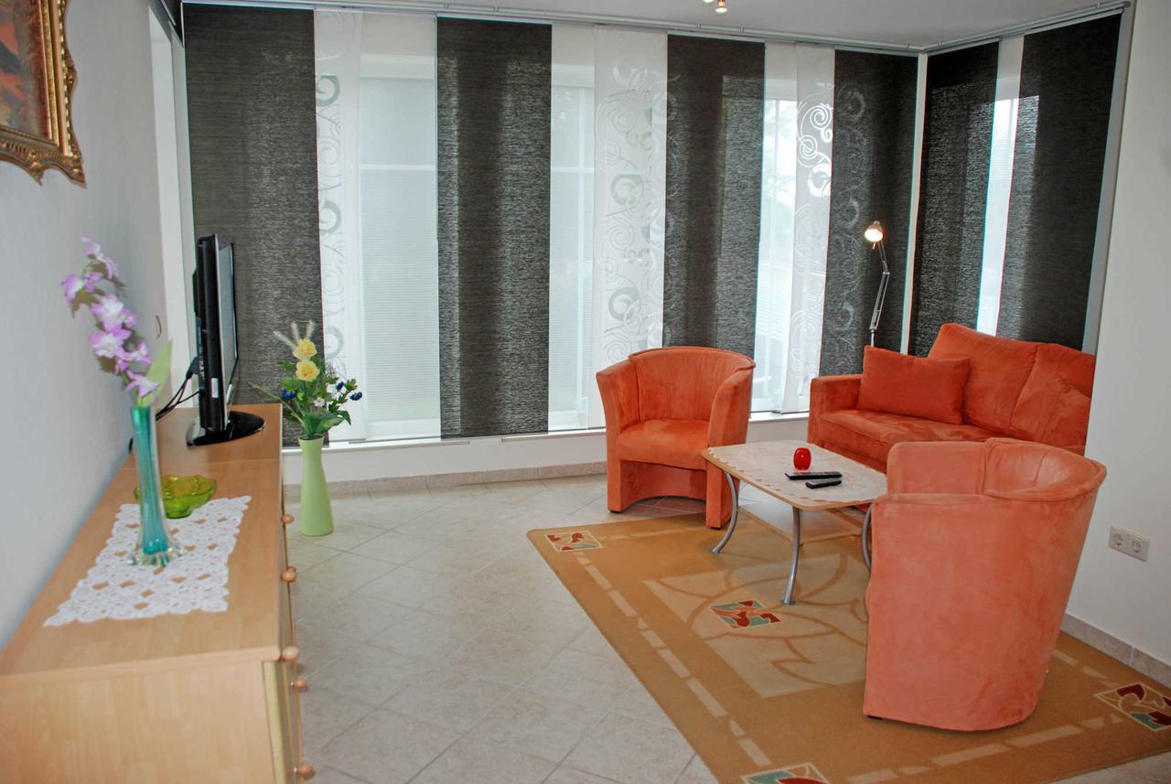 Ferienappartement Lisa Зеллин Экстерьер фото
