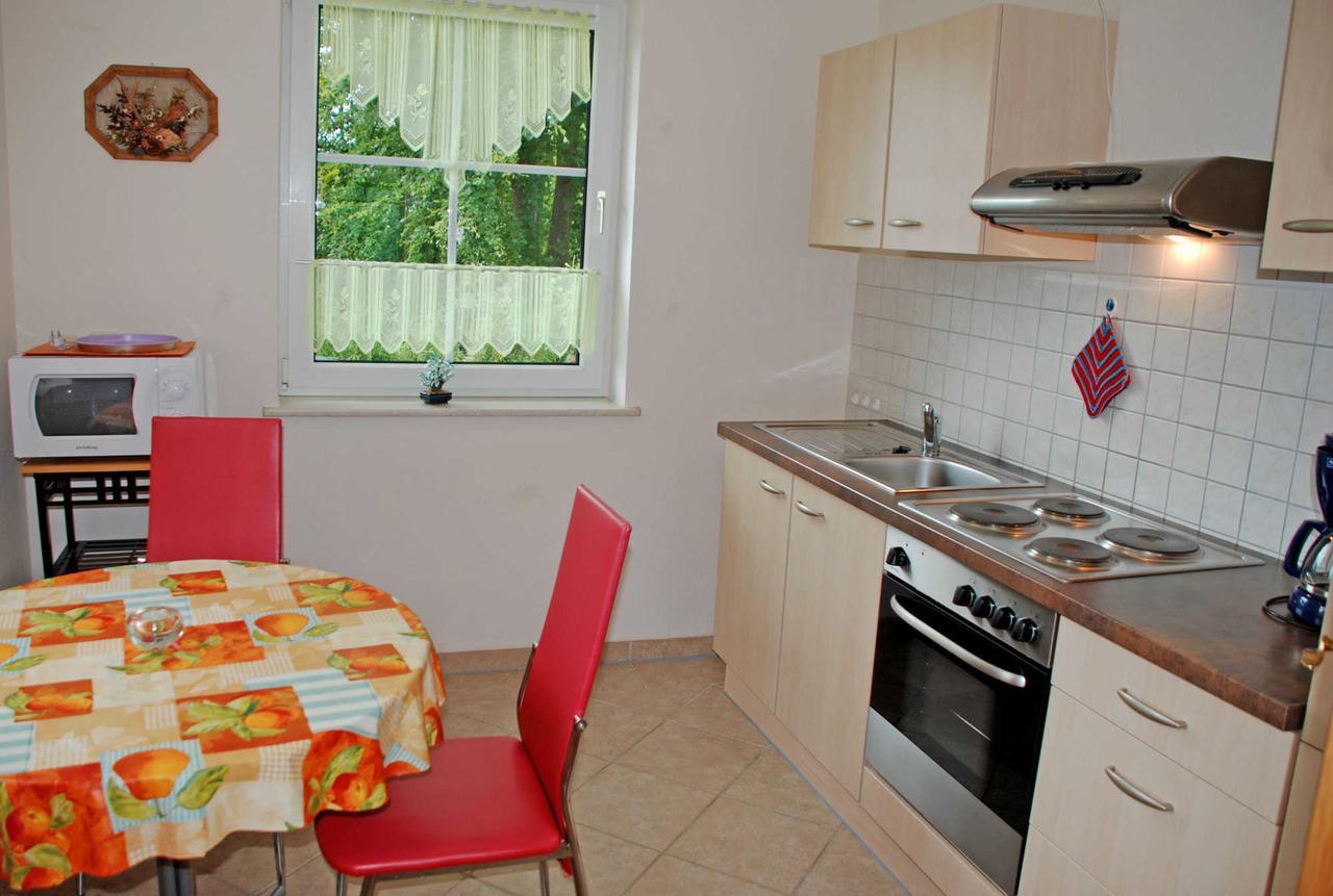 Ferienappartement Lisa Зеллин Экстерьер фото